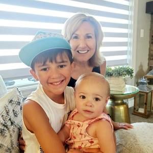 Meet your Posher, Sara